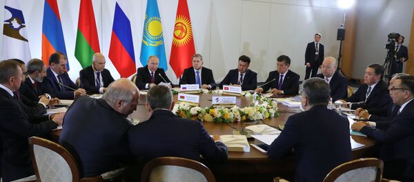 Альт: Заседание Высшего Евразийского экономического совета (14 мая 2018). Сочи Альт: Заседание Высшего Евразийского экономического совета (14 мая 2018). Сочи - Sputnik Արմենիա