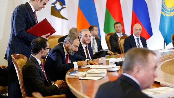 Делегация Армении во главе с премьер-министром Николом Пашиняном на саммите ЕАЭС (14 мая 2018). Сочи - Sputnik Армения