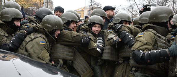 Сотрудники правоохранительных органов Украины. Архивное фото Сотрудники правоохранительных органов Украины. Архивное фото - Sputnik Армения