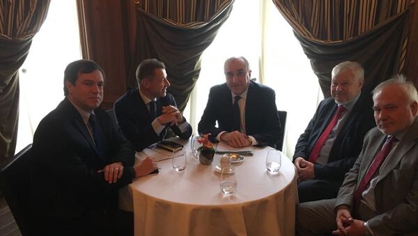 Министр иностранных дел Азербайджана Мамедъяров на встрече с посредниками по Карабаху в Париже - Sputnik Արմենիա