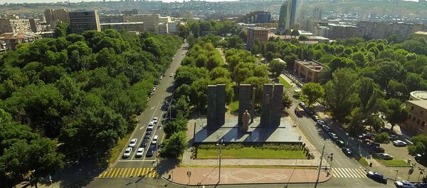 Сквер за памятником Мясникяна - Sputnik Армения