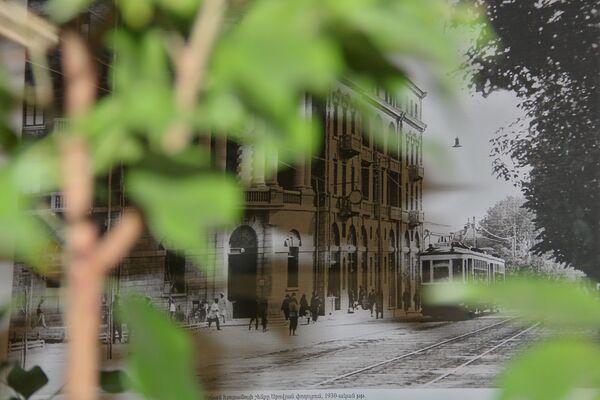 Մարտեր առանց կանոնների «Մոսկվա» կ/թ–ի տոմսի համար, կամ Երևանի «սրտի» պատմությունը Մարտեր առանց կանոնների «Մոսկվա» կ/թ–ի տոմսի համար, կամ Երևանի «սրտի» պատմությունը - Sputnik Արմենիա