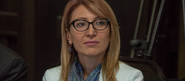 Министр труда и социальных вопросов Армении Мане Тандилян на заседании правительства (17 мая 2018). Еревaн - Sputnik Армения