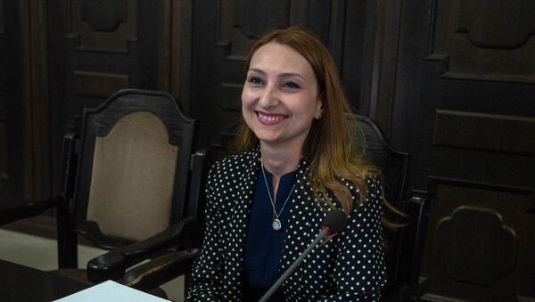 Министр культуры Армении Лилит Макунц на заседании правительства (17 мая 2018). Еревaн - Sputnik Արմենիա