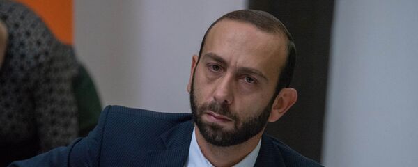 Первый вице-премьер Арарат Мирзоян на заседании правительства Армении (17 мая 2018). Еревaн - Sputnik Армения