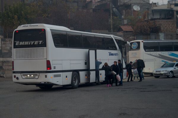 Рейсовый автобус в Армению Рейсовый автобус в Армению - Sputnik Արմենիա