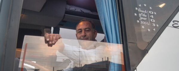 Али - водитель автобуса Али - водитель автобуса - Sputnik Արմենիա