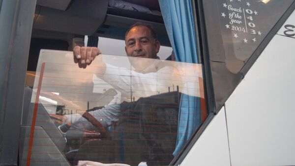 Али - водитель автобуса - Sputnik Армения