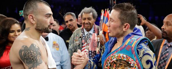 Боксеры Ванес Мартиросян и Геннадий Головкин после матча в среднем весе (5 мая 2018). Карсон, Калифoрния, СШA - Sputnik Армения