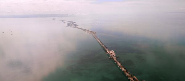 Яркие кадры моста в Крым Яркие кадры моста в Крым - Sputnik Արմենիա