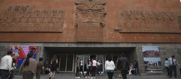 Как прошла &quot;Ночь музеев&quot; в Музее Эребуни в Ереване - Sputnik Армения