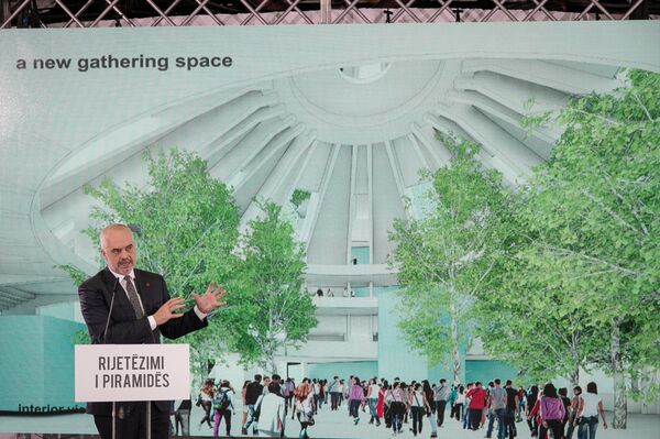 Презентация проекта реконструкции знаменитой Пирамиды Тираны в центр креативных технологий TUMO - Sputnik Армения