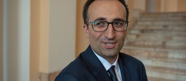 Беседа с журналистами министра здравоохранения Арсен Торосян после заседания правительства Армении (24 мая 2018). Еревaн - Sputnik Արմենիա