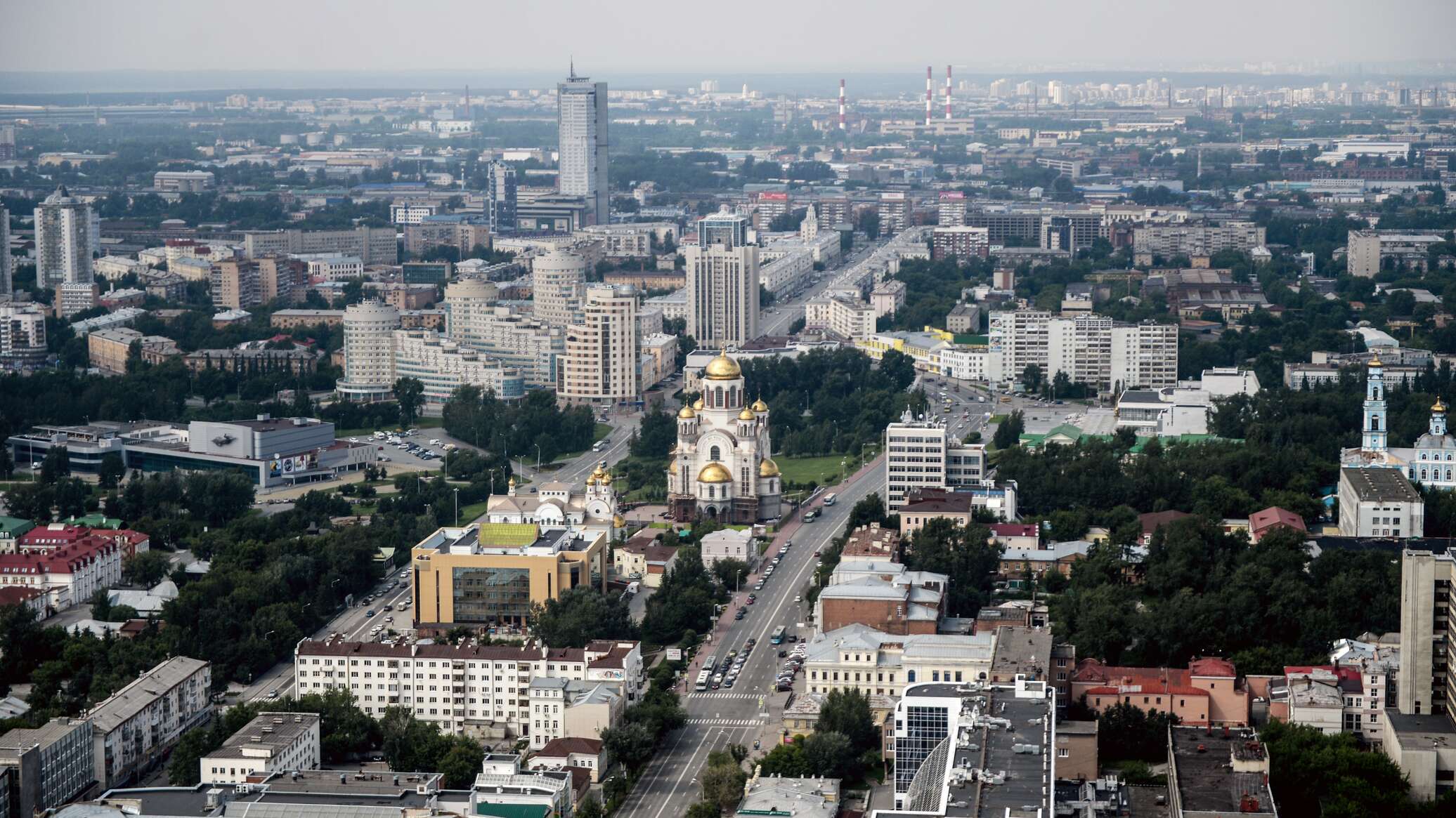 Екатеринбург: равнодушный мегаполис и его душевные обитатели - 26.05.2018,  Sputnik Армения