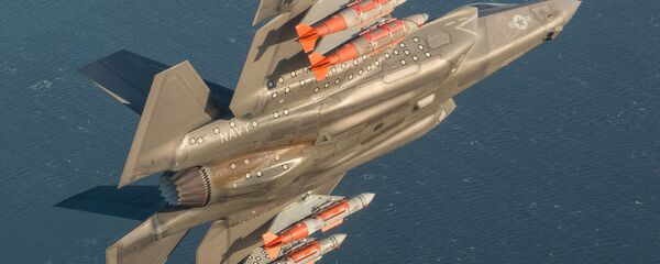 Истребитель-бомбардировщик пятого поколения F-35 - Sputnik Армения