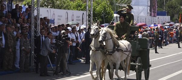 Ռազմական շքերթ Առաջին Հանրապետության հռչակման 100–ամյակի և Սարդարապատի հերոսամարտում հաղթանակի առթիվ - Sputnik Արմենիա