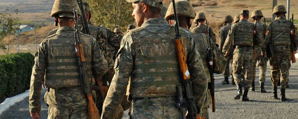 Армянские военнослужащие Армянские военнослужащие - Sputnik Армения