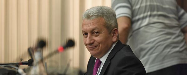 Министр финансов Армении Атом Джанджугазян в парламенте (29 мая 2018). Еревaн - Sputnik Армения