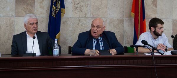 Зал заседаний ЕГУ (29 мая 2018). Еревaн Зал заседаний ЕГУ (29 мая 2018). Еревaн - Sputnik Արմենիա