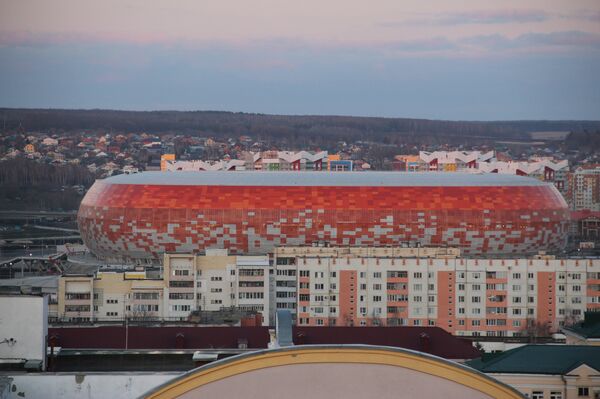 Вид на стадион Мордовия Арена со обзорной площадки на центральной площади Саранска - Sputnik Армения