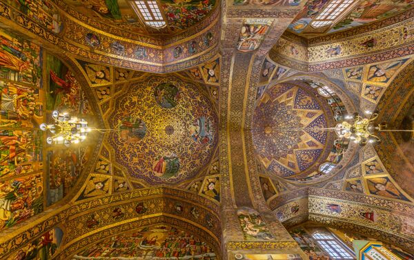 Интерьер собора Св.Христа Всеспасителя. Исфахан, Иран - Sputnik Армения