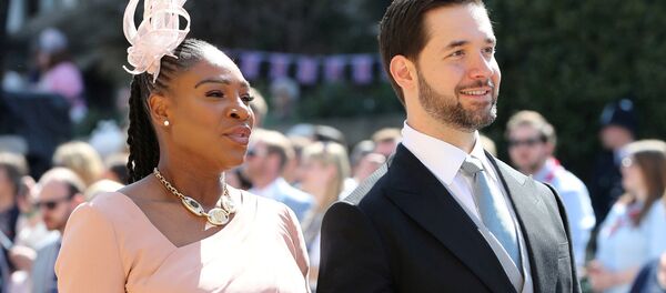 Супруги Алексис Оганян и Серена Уильямс на свадьбе Принца Гарри и Меган Маркл (19 мая 2018). Виндзор, Великобритания Супруги Алексис Оганян и Серена Уильямс на свадьбе Принца Гарри и Меган Маркл (19 мая 2018). Виндзор, Великобритания - Sputnik Արմենիա