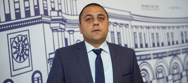 Губернатор Ширакской области Карен Саруханян Губернатор Ширакской области Карен Саруханян - Sputnik Արմենիա