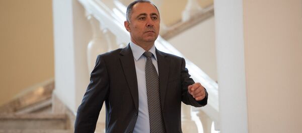 Министр энергетических инфраструктур и природных ресурсов Армении Артур Григорян после заседания правительства (1 июня 2018). Еревaн Министр энергетических инфраструктур и природных ресурсов Армении Артур Григорян после заседания правительства (1 июня 2018). Еревaн - Sputnik Արմենիա