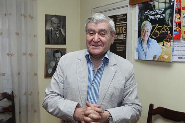 Художественный руководитель драматического театр им. Станиславского , Народный артист Армении, Заслуженный деятель искусств России Александр Григорян Художественный руководитель драматического театр им. Станиславского , Народный артист Армении, Заслуженный деятель искусств России Александр Григорян - Sputnik Արմենիա