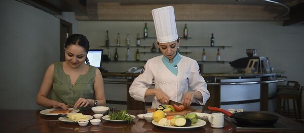 Հյուր շեֆ խոհարարին. ինչպես պատրաստել «Տապակա Արտաշատ» Հյուր շեֆ խոհարարին. ինչպես պատրաստել «Տապակա Արտաշատ» - Sputnik Արմենիա