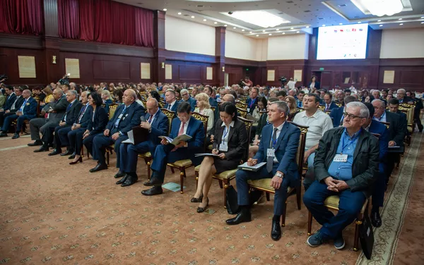 Ежегодный бизнес форум ЕАЭС Армения - сотрудничество (2 июня 2018). Цахкадзор Ежегодный бизнес форум ЕАЭС Армения - сотрудничество (2 июня 2018). Цахкадзор - Sputnik Армения