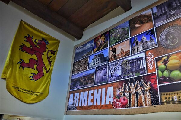 Интерьер ресторана быстрого питания Шаурма Ашота, Уругвай - Sputnik Армения