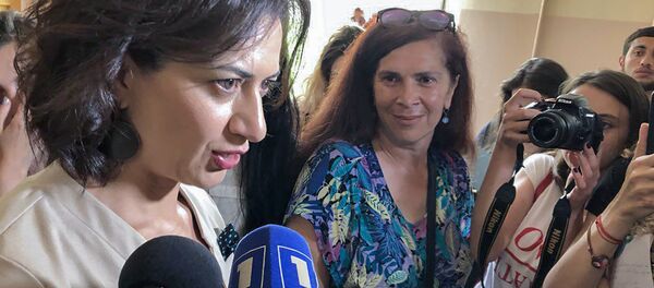 Супруга премьер-министра Анна Акопян отвечает на вопросы журналистов (4 июня 2018). Еревaн - Sputnik Армения