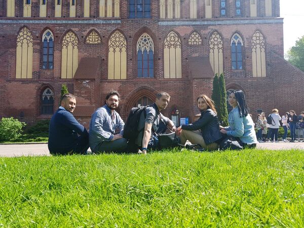 Команда наивных путешественников в Калининграде - Sputnik Армения