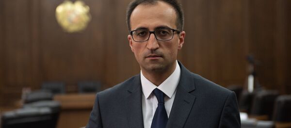 Министр здравоохранения Армении Арсен Торосян в парламенте (5 июня 2018). Еревaн - Sputnik Армения