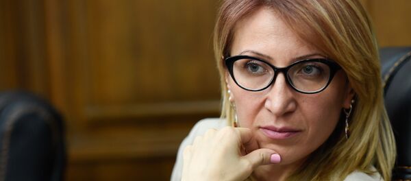 Министр труда и социальных вопросов Армении Мане Тандилян в парламенте (5 июня 2018). Еревaн - Sputnik Армения