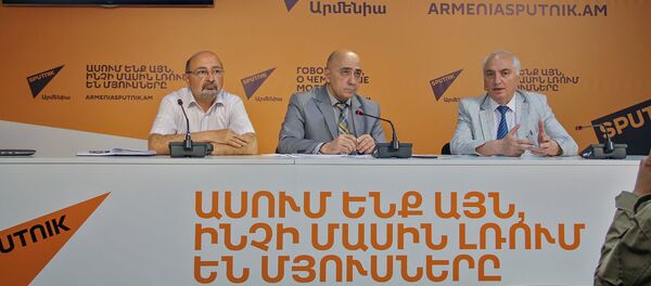 Пресс-конференция Арама Гаспаровича Саркисяна и Ашота Тавадяна - Sputnik Армения