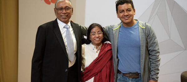 Номинанты премии Аврора-2018 Чжо Ла Аун (юрист и активист, Мьянма), Сунита Кришнан (соучредитель организации Prajwala, Индия) и Эктор Томас Гонсалес Кастильо (основатель приюта La 72, Мексика) - Sputnik Армения