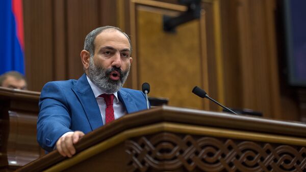 Премьер-министр Армении Никол Пашинян в Парламенте (7 июня 2018). Еревaн - Sputnik Армения