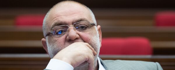 Депутат от фракции РПА Сейран Сароян на внеочередном заседании НС (7 июня 2018). Еревaн - Sputnik Армения