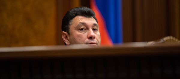 Вице-спикер Парламента Армении Эдуард Шармазанов на внеочередном заседании НС (7 июня 2018). Еревaн - Sputnik Армения