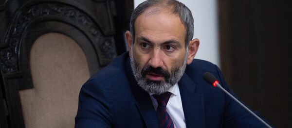 Премьер-министр Армении Никол Пашинян на заседании правительства (8 июня 2018). Еревaн - Sputnik Армения
