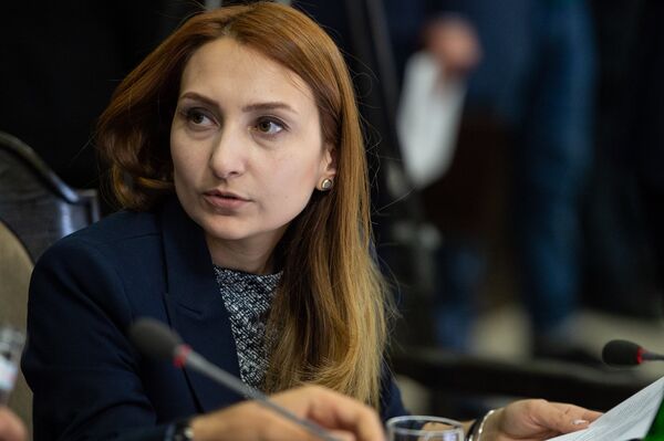 Министр культуры Армении Лилит Макунц на заседании правительства (8 июня 2018). Еревaн - Sputnik Արմենիա