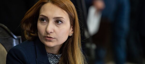 Министр культуры Армении Лилит Макунц на заседании правительства (8 июня 2018). Еревaн Министр культуры Армении Лилит Макунц на заседании правительства (8 июня 2018). Еревaн - Sputnik Армения