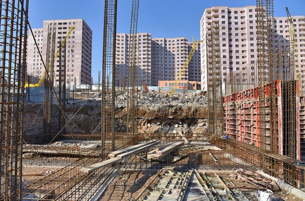 Доходы не растут, жилье скупают: чем обусловлен рост цен на недвижимость в Армении Доходы не растут, жилье скупают: чем обусловлен рост цен на недвижимость в Армении - Sputnik Армения