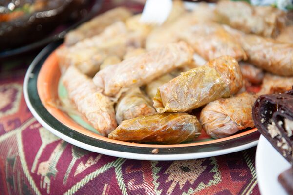 Этот вкус вы не забудете никогда: топ-5 армянских блюд, без которых летом не выжить - Sputnik Армения