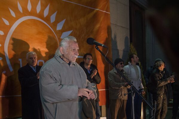 Митинг оппозиционного фронта «Новая Армения» проходит в Ереване. Ерванд Манарян - Sputnik Армения