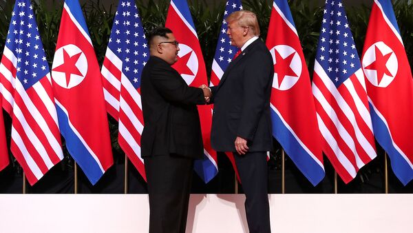 Встреча лидеров США Дональда Трампа и Северной Кореи Ким Чен Ына (12 июня 2018). Отель Capella, остров Сентоза, Сингапур - Sputnik Армения