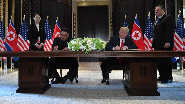 Встреча лидеров США Дональда Трампа и Северной Кореи Ким Чен Ына (12 июня 2018). Отель Capella, остров Сентоза, Сингапур - Sputnik Արմենիա