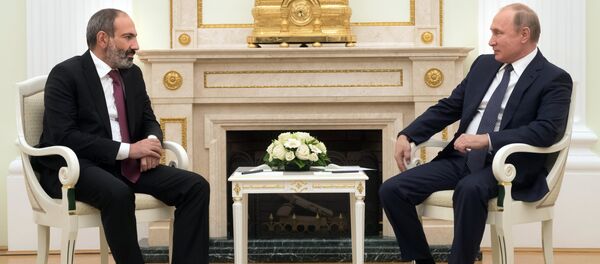 Встреча премьер-министра Армении Никола Пашиняна и Президента России Владимира Путина (13 июня 2018). Москвa Встреча премьер-министра Армении Никола Пашиняна и Президента России Владимира Путина (13 июня 2018). Москвa - Sputnik Արմենիա